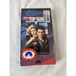 1986 Top Gun (VHS, 1990) Tape Sealed New Tom Cruise Movie Paramount Pictures